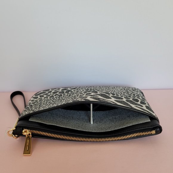 MICHAEL KORS Jet Set Charm Signature Logo Wristlet/Pouch- Black Multi ⭐ - Picture 7 of 16
